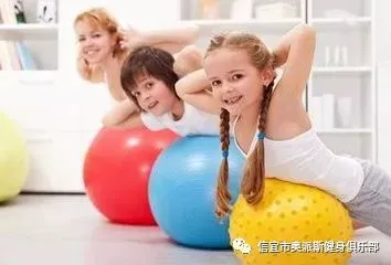 如何通过篮球表演赛制定有效的训练计划_1